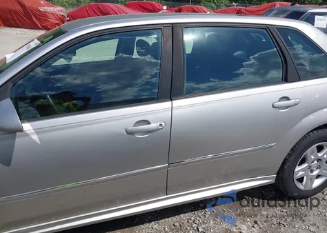 2006 Chevrolet Malibu Maxx Lt из США, поврежденный, VIN 1G1ZT61866F238584